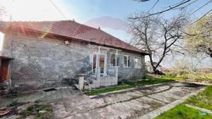 Casă / Vilă cu 4 camere de vânzare Santandrei - imagine 2