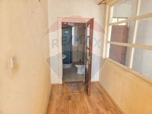 Casă deosebita ultracentral Salonta - imagine 11