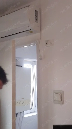 Vand 1 camera cu bucatarie separata cu geam, baie cu vana, CENTRALA PROPRIE, C.Buziasului 22 mp - imagine 5