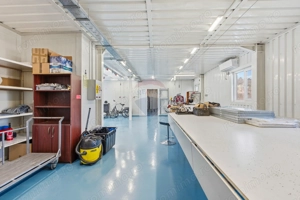 Hală Multifuncțională de Vânzare 600mp și Teren 924mp în Bucium - Iași - imagine 2