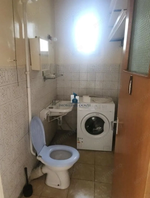 Inchiriere Apartament 4 Camere Semidecomandat Aparatorii Patriei-Moldovita - imagine 11