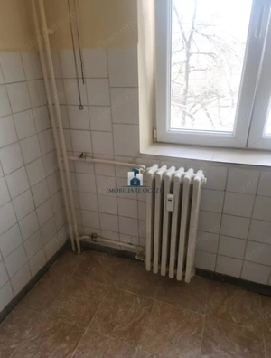 Inchiriere Apartament 4 Camere Semidecomandat Aparatorii Patriei-Moldovita - imagine 6