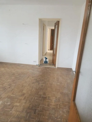 Inchiriere Apartament 4 Camere Semidecomandat Aparatorii Patriei-Moldovita - imagine 2