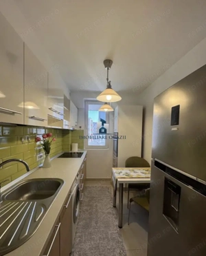 Inchiriere Apartament 3 Camere Decomandat Bd.Alexandru Obregia - imagine 6