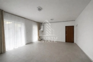 Apartament 2 camere de vanzare, curte proprie, zona Giroc/Braytim