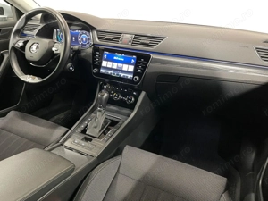 Skoda Superb - imagine 9