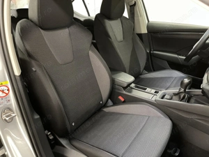 Skoda Octavia - imagine 9