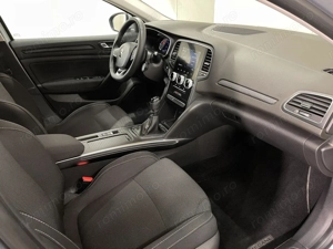 Renault Megane - imagine 10