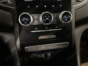 Renault Megane - imagine 16