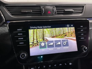 Skoda Superb - imagine 17