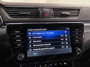 Skoda Superb - imagine 18