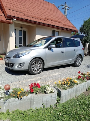 Renault grand Scenic Parisiene 2012 1.6 dci 130 cp - imagine 5