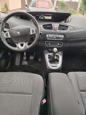 Renault grand Scenic Parisiene 2012 1.6 dci 130 cp - imagine 4