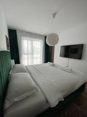 Apartament zona Coresi proprietar bloc 2021