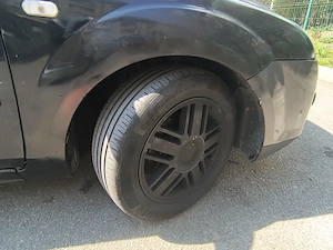 Vând Ford Focus 2006 - imagine 2