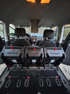 VW Touran 7 locuri - cutie automata (SRL) - imagine 9