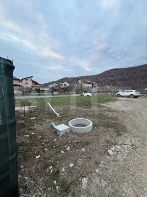 Teren intravilan, deschidere 32 ml, 413 mp, zona Aninoasa