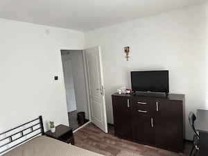 Închiriez apartament 2 camere sector 4