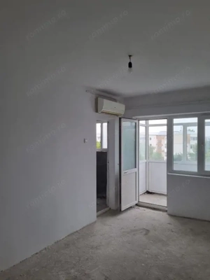 APARTAMENT DE VANZARE CU 3 CAMERE