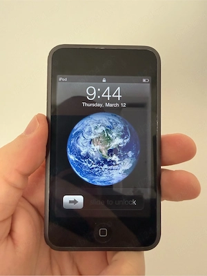 iPod touch 1 8 Gb
