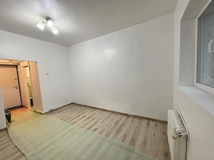 Inchiriez garsoniera 20mp nemobilata pretabil spatiu comercial birou - imagine 2