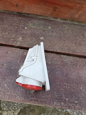 Priza fixa trifazata 400v 16A - imagine 2