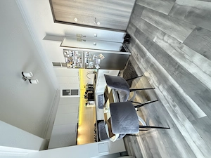 Vând apartament . Eugen Ionescu  - imagine 2