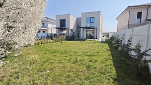 Duplex modern, 4 camere și 2 băi, lac, pădure - imagine 6