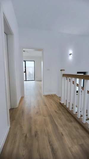 Duplex modern, 4 camere și 2 băi, lac, pădure - imagine 7