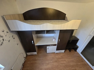 Vand mobila cu dormitor pentru 2 copii