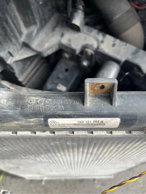 Radiatoare AC și APĂ + sistem deschidere capotă WV golf 5, 2006, 1,6 1K ABBSEX0 - imagine 4