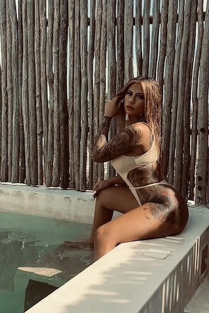 Azi am ajums  poze reale Parti , masaj , dominare  etc.  .  - imagine 1