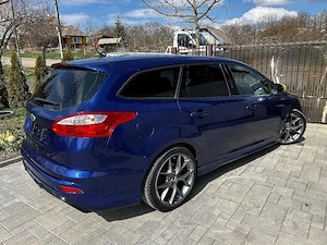 Ford Focus ST Line Mk3 2014 - imagine 8