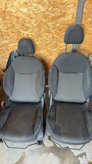 Scaune fata Peugeot 208 , 2016 - imagine 3