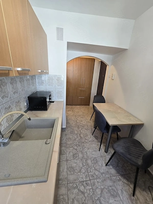 Câmpina - Ap. 2 cam - mobilat si utilat - imagine 6