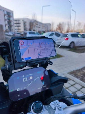 BMW Connected Ride Cradle - imagine 4