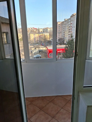 Apartament 2 camere de vanzare  - imagine 4