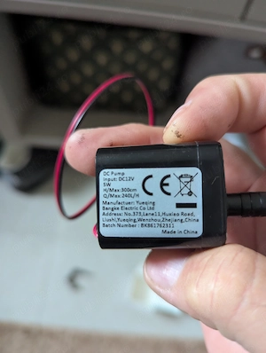 Pompa acvariu cu motor fara perii 12 V - imagine 3