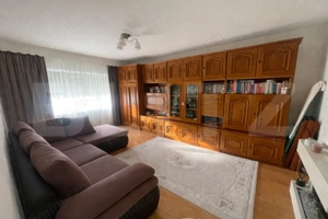 Apartament 3 camere, zona Dumbrava