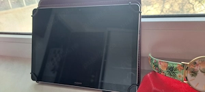 Tableta noua cu husa