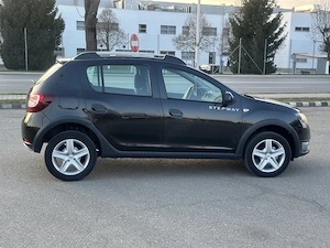 Dacia Sandero Stepway*benzina*clima*2016 luna 06*navi*factura*euro 6 ! - imagine 10