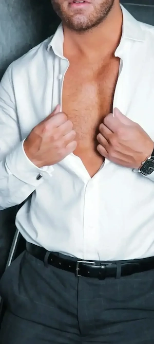 Bărbat casatorit caut cuplu, doamne sau domnișoare 