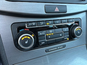 Volkswagen Passat SW 2.0 Diesel 170 CP An 2012 - imagine 18