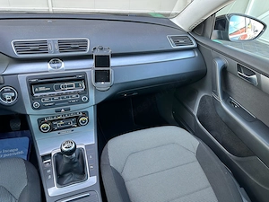 Volkswagen Passat SW 2.0 Diesel 170 CP An 2012 - imagine 14