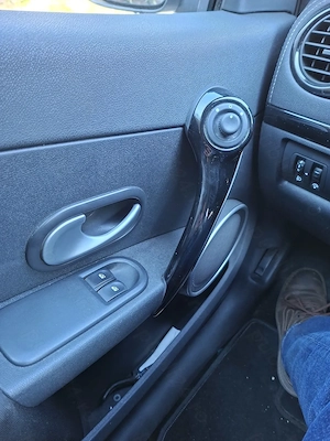 Renault clio - imagine 6