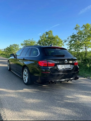 Vand Un BMW  F11 Diesel  de 2l Motor  - imagine 3