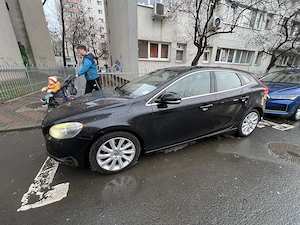 Volvo V40 1,6 Diesel - imagine 3