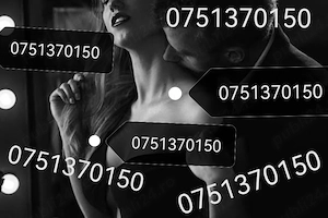 Bună suntem un cuplu tânăr el și ea