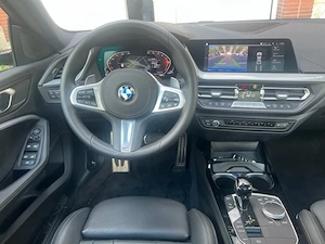 BMW 218D 2022 150cp M pachet 20mii KM TVA deductibil - imagine 7