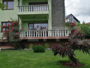 Casă cochetă cu design modern și grădină superbă în Gherla, gata să devină acasa - imagine 9